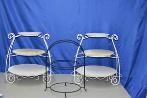 lot 90 image: 3 stands
