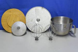 lot 92 image: KitchenAid Attachment extras