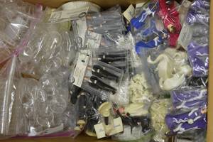lot 16 image: Wedding Cake Decorations