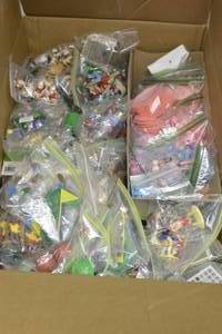 lot 17 image: Sports and Baby Decorations