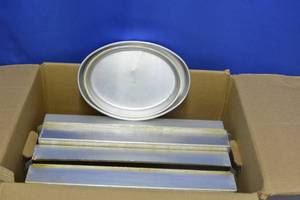 lot 102 image: Assorted 12 and full sheet pans on speed rack