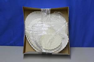 lot 112 image: Large amt of heart platters