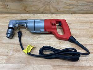 lot 12 image: MILWAUKEE 7 Amp Corded 12 in. Corded Right-Angle Drill Kit with Hard Case