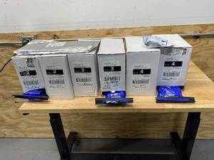 lot 105 image: DYNACAST  Lot of 6- Prepadded Synthetic Splints (Various Sizes)