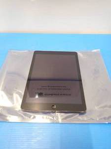 Apple&nbspiPad Air 1st Gen A147416GB of storage  Does not include charger  tested w warranty
