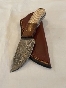 Custom Damascus Steel Knife