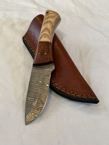 Custom Damascus Steel Knife