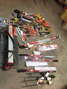 Large lot of tools and hardware review pictures customer returns