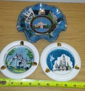 lot 196 image: Disneyland Ashtrays and Bowl.