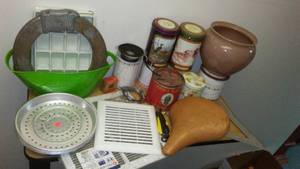 lot 212 image: Miscellaneous Decor and Tools Etc.