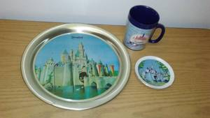 lot 228 image: Disneyland mug, platter and saucer.