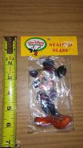 lot 232 image: Mickey Mouse Disneyland stained glass, new in package.