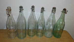 lot 917 image: (6) Antique Quart Bottles with Stoppers.