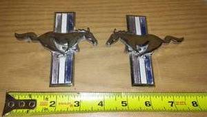 lot 926 image: (2) Ford Mustang Horse Emblems- Factory Badging.