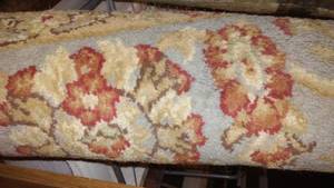 lot 945 image: 8 X 11 Oval Area Rug.