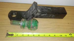 lot 962 image: 2 in. Trailing insert and ball.