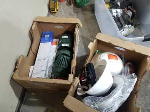 lot 45 image: Lot of Construction Equipment (in 2 boxes)