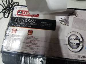 lot 42 image: Delta Classic Shower Set (in original packaging)