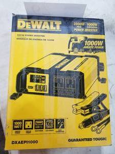 lot 67 image: DeWalt Inverter 1000W2x120VAC Outlet3xUSB Charger (in original box)