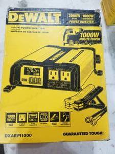 lot 68 image: DeWalt Inverter 1000W2x120VAC Outlet3xUSB Charger (in original box)