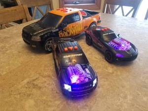 lot 121 image: Lot of (3) Road Rippers