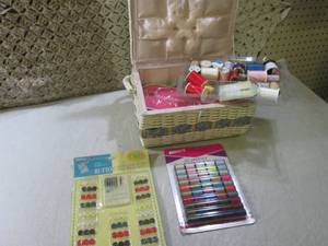 (BS) Sewing Box Full of Sewing Acce...