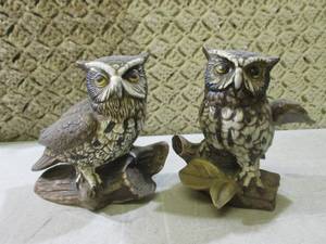(BSB) Pair Vintage Ceramic Owl Figu...