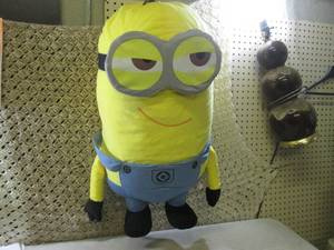 (FS) Large Minion Approx 30 Tall...