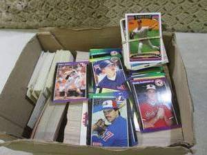 (BS) Box of Assorted Baseball Cards...
