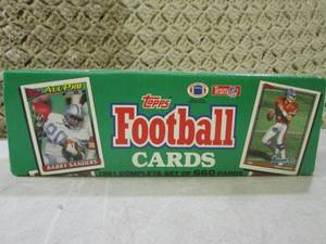(C-4) Box Set 1991 Topps Football C...