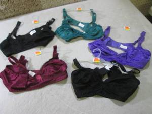 (F-0) 5 Bras 4 are 30B 1 is 32B...