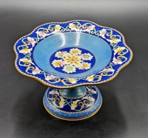 lot 15 image: Cloisonn Footed Dish