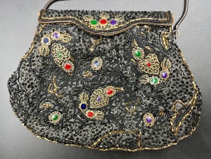 lot 117 image: La Regale Beaded Handbag
