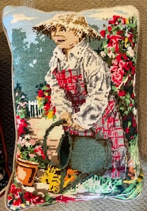 lot 124 image: 2 Needlepoint Pillows