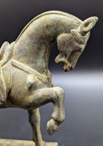 lot 31 image: Decorative Bronze Horse Statue