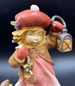 lot 171 image: Dolfi Original Lisi Martin Figurine