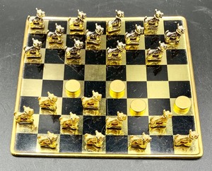lot 223 image: Magnetic Checker Board with Scottie Dog Pieces