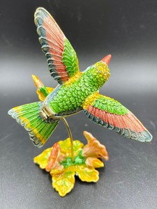 lot 199 image: Stunning Hummingbird Trinket Box