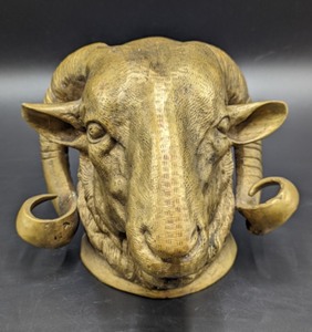lot 82 image: Vintage Brass Rams Head Sculpture