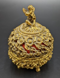 lot 270 image: Gold Cherub Topped Trinket Box