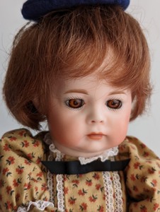 lot 424 image: Vintage Porcelain Doll