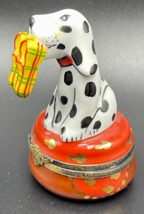 lot 348 image: Limoges of France Dalmation w Slippers Trinket Box