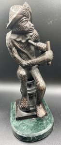 lot 370 image: Figural Statue on a Marble Base
