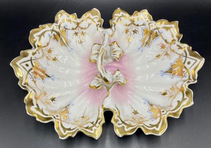 lot 457 image: Delightful Vintage Double Divided Dish