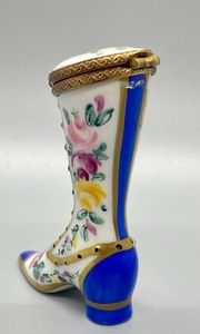 lot 436 image: Limoges France High Heel Boot Trinket Box