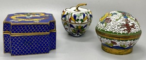 lot 309 image: Three Beautiful Cloisonne Trinket Boxes