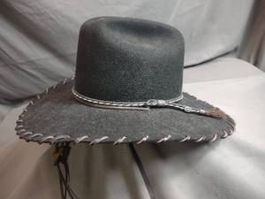 lot 8 image: Dorfman Pacific Size Medium Cowboy Hat