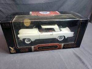 lot 71 image: 1956 Continental Mark II 118