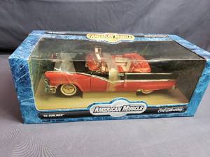 lot 76 image: 1956 Sunliner 118 by Ertl Collectibles