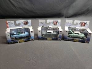 lot 92 image: 3 M2 Machines 164 Die Cast Cars